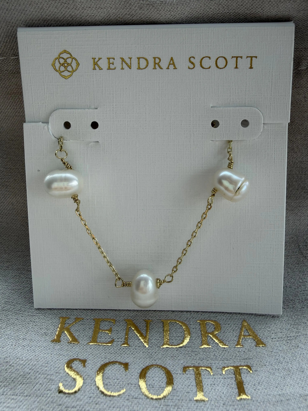 Kendra Scott white pearl necklace